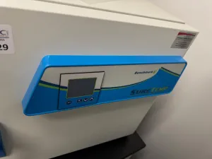 Benchmark SureTemp Bi-Convection Incubator Model H2505-40 with Digital Control Panel, 2 of 3