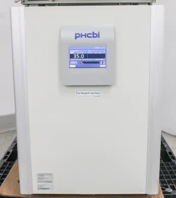 Panasonic MCO-170AICUVL-PA CO2 Laboratory Incubator 165L with Touchscreen Multi-Control