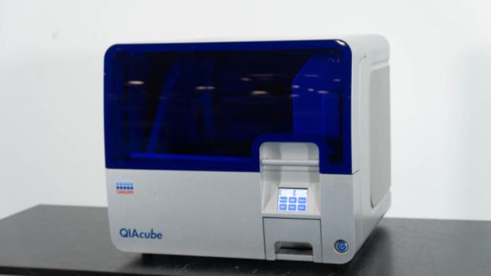 Qiagen QIAcube Automated DNA, RNA, and Protein Purification System-cover