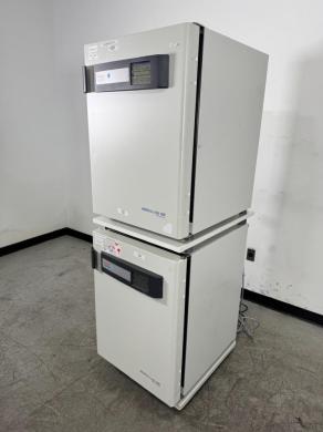 Thermo Scientific Heracell Vios 160i Doublestack CO2 Incubator with Touchscreen Control-cover