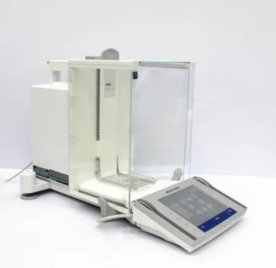 Mettler-Toledo XP205 Analytical Balance 210g Capacity 0.01mg Readability
