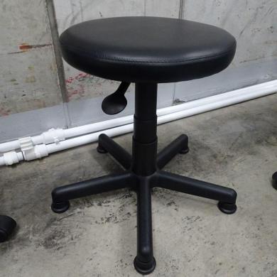 MontaRo Model 3967 Laboratory Chair-cover