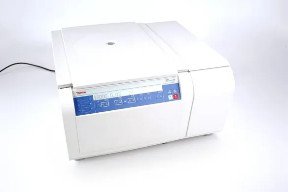 Thermo Scientific Multifuge X1R Refrigerated Benchtop Centrifuge with M20 MTP Rotor (2018)