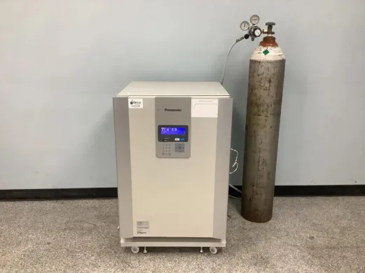 Panasonic MCO-19 CO2 Incubator with Direct Heat & Tri-Gas Control for Cell Culture