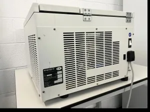 Sigma 3K30C Refrigerated Benchtop Centrifuge with Brushless Drive and Microprocessor Control, 5 of 14