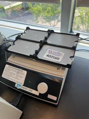 Thermo Compact Digital MicroPlate Shaker-cover