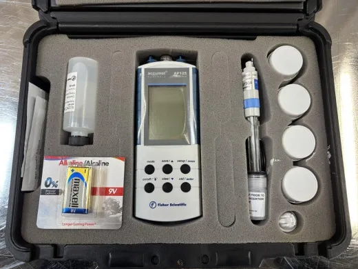 Fisher Scientific AP125 Benchtop PH/ORP/Ion Concentration Meter