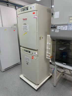 Thermo Electron Steri-Cycle Double Stack CO2 Incubator for Cell Culture-cover