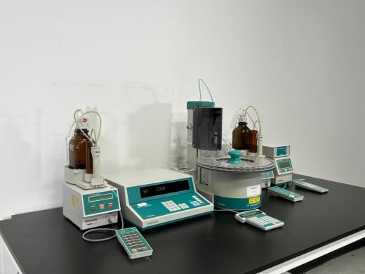 Metrohm 774 Oven Sample Processor System for Automated Volumetric Titration-cover
