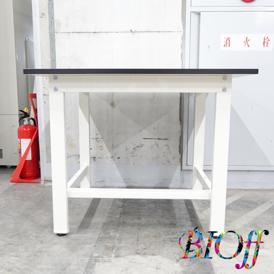 Sakae KK-9075PTGL / NKK-900BW White Laboratory Workbench 90 × 75 × 73 cm
