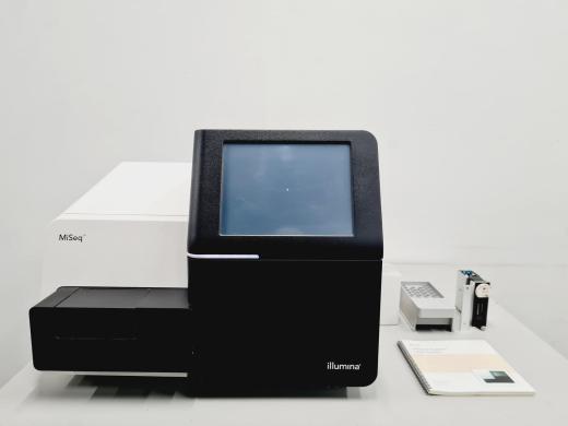 illumina MiSeq DNA Sequencer Lab-cover