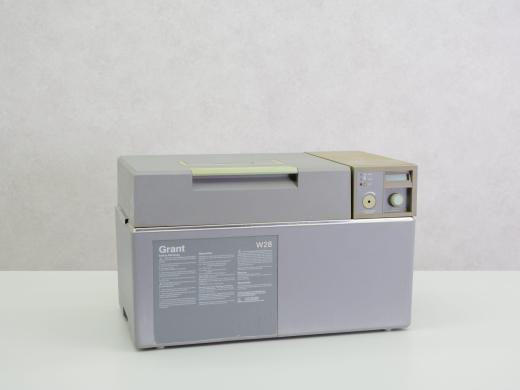 Grant W28/ZD Temperature-Controlled Laboratory Water Bath-cover