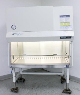 Baker SG503AHE SterilGard Class II Type A2 Biosafety Cabinet with StediFLOW Airflow System-cover