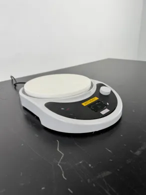 Thermo Scientific RT Touch 22 Digital Magnetic Stirrer with Temperature Control