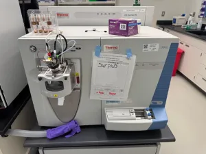 Thermo Scientific LTQ Orbitrap XL High-Resolution LC/MS System with Linear Ion Trap and Multi-Detector Configuration, 4 of 18
