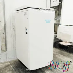Kubota 3700 Refrigerated Microcentrifuge with Angle Rotor AF-2724A, 2 of 6
