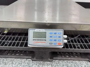 Spectrum Laboratories Permeate Floor Scale with Digital Control Panel, 3 of 4