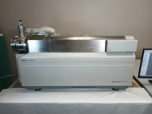AB Sciex API 4000 Triple Quadrupole Mass Spectrometer for Quantitative Analysis, 2 of 4
