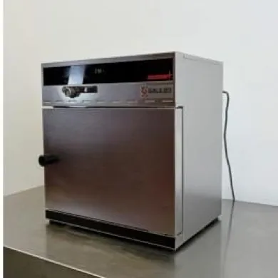 Memmert INB 200 Incubation Oven with Digital TwinDISPLAY Controller