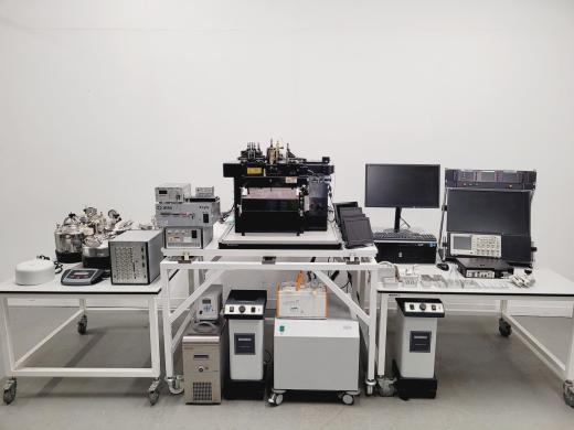 Becton Dickinson Flow Cytometry 5 Laser BD Influx Cell Sorter-cover