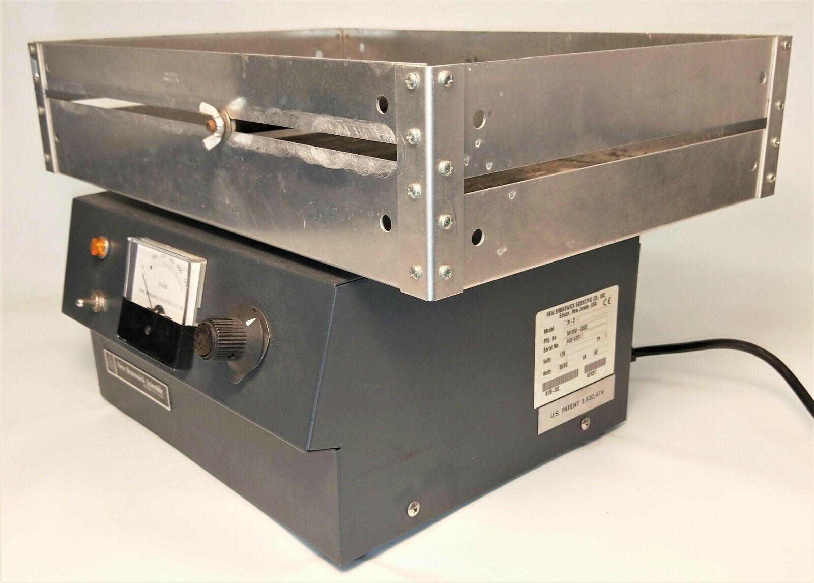 New Brunswick R-2 Benchtop Platform Shaker