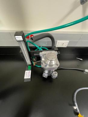 VetEquip Isofluorance Veterinary Anesthesia System for Precise Isoflurane Delivery-cover