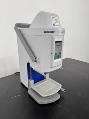 Eppendorf epMotion 96 Automated Liquid Handling Unit for 96-Well Plates-cover