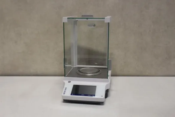 Mettler Toledo ME104TE Analytical Balance