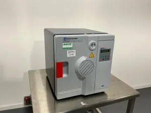 Renggli TC-40 Salvis Lab Thermocenter Laboratory Drying Oven with Precise Temperature Control, 2 of 4