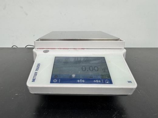 Mettler Toledo ME Digital Analytical Balance for Precision Weighing-cover