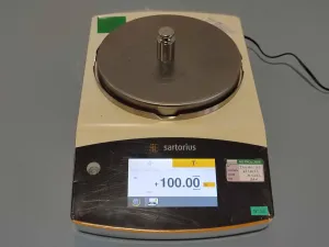 Sartorius Quintix 1102 1CFR Precision Balance, 6 of 11