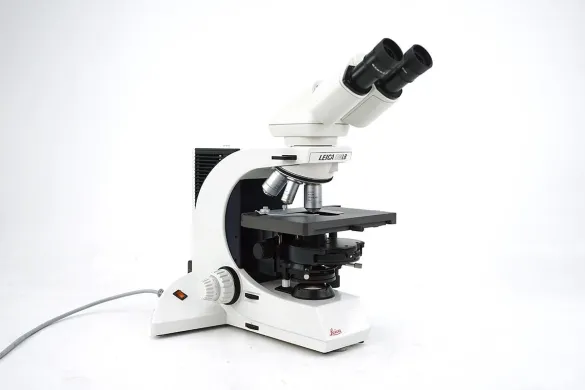 Leica DMLB ICT Polarizing Phase Contrast Microscope 10x/20x/40x 555034/555045