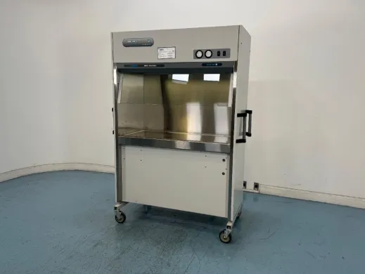 Labconco PuriCare Series Vertical Laminar Flow Station for Contamination Control