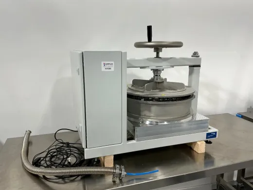 Suisse Technology Partners Leak Master I Precision Leak Tightness Tester
