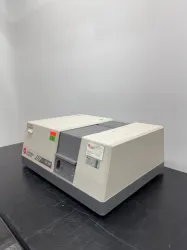 Beckman Coulter DU 800 Series PC-Controlled UV-Visible Spectrophotometer, 2 of 4