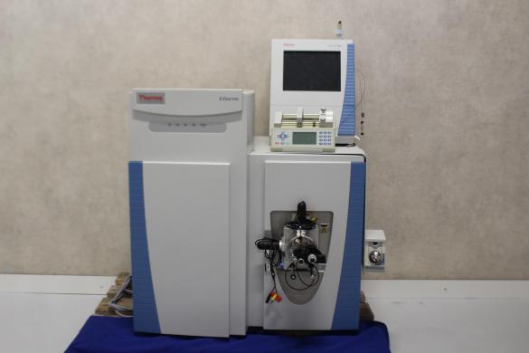 Thermo Scientific Q Exactive Orbitrap High-Resolution Hybrid Quadrupole Mass Spectrometer-cover