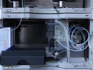 Agilent 1100 Series HPLC System with Degasser, DAD, Autosampler, Binary Pump, and Column Compartment, 19 of 20
