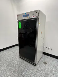Thermo Reach-In CO2 Incubator, 2 of 4