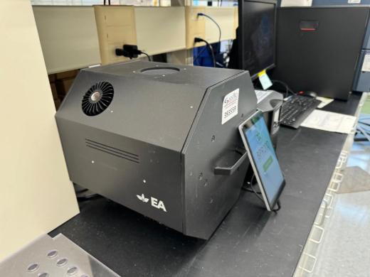 EA BPR 200 Multi-Use Bio-Photoreactor for Controlled Photobiological Applications-cover