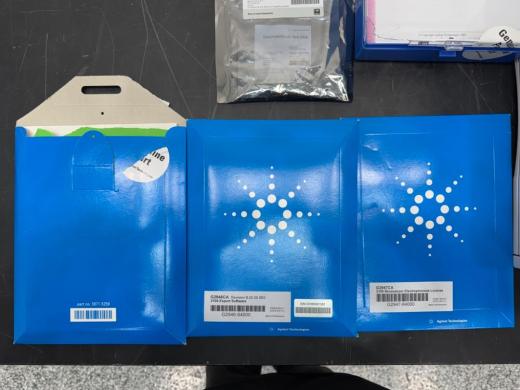 Agilent G2939A BioAnalyzer Microfluidic Instrument for Nucleic Acid and Protein Analysis-cover