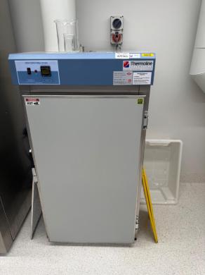 Thermoline Digital Dehydrating Oven for Precise Laboratory Drying Applications-cover