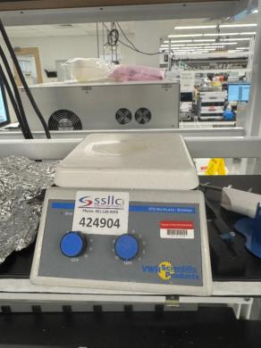 VWR 375 Hotplate/Stirrer Model 33918-262 for Controlled Heating and Stirring-cover