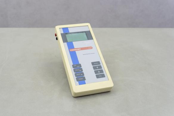 Consort C933 Multi-parameter Analyser-cover