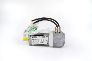 Parker SMH42600 Brushless Motor 200 V Q 12050005, 2 of 5