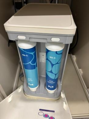 Millipore Milli-Q-System Q-POD/IQ7000 Ultrapure Water Dispensing and Purification System-cover