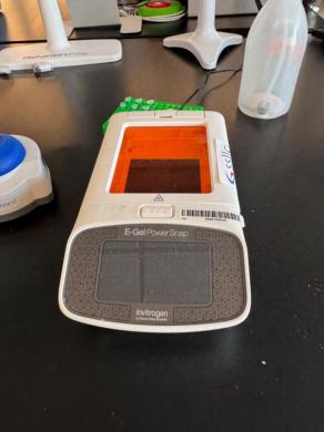 Invitrogen E-Gel Power Snap Electrophoresis Device with Integrated Power Supply and Safety Gel Tray-cover
