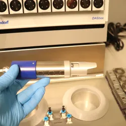 Eppendorf DASbox DASGIP Mini Bioreactor System for Parallel Small-Volume Cell Culture Process Development, 10 of 26