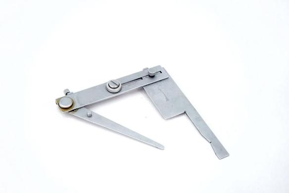 Leitz Zeiss Specimen Holder for Microscope Stage-cover