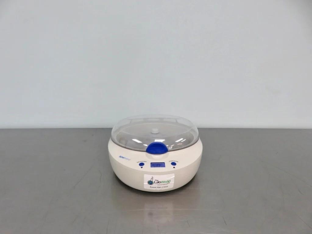 Fisherbrand Microplate Centrifuge Model 14-955-300 with Swing-Out Rotor for PCR Plates