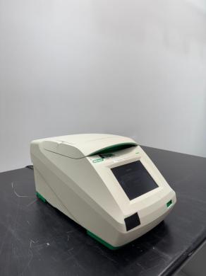 Bio-Rad T100 Thermal Cycler-cover